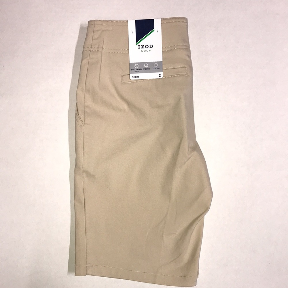 IZOD Women’s Golf Stretch 10" Short with Pockets (PEYOTE)